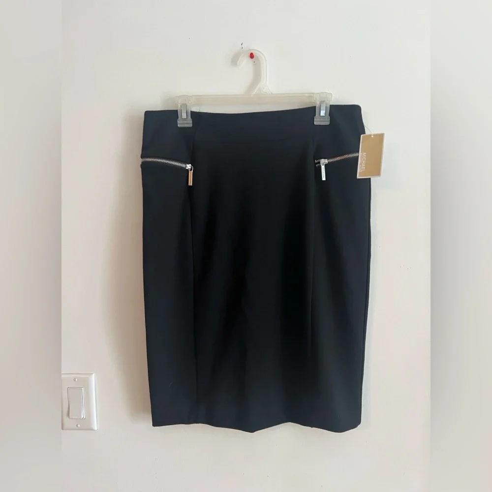 Sold - Picture 5 of 11